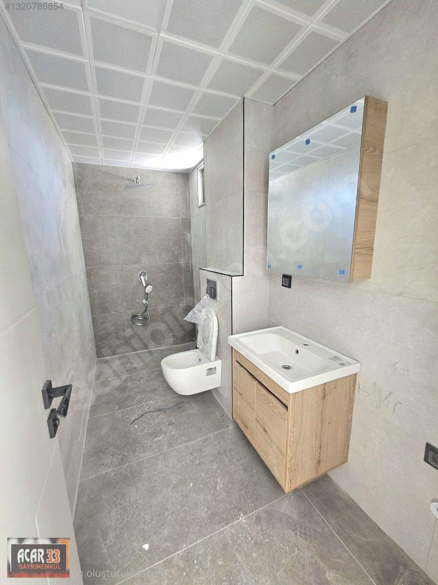 İş Yeri · 1+1 · 63 m² · Yeniköy